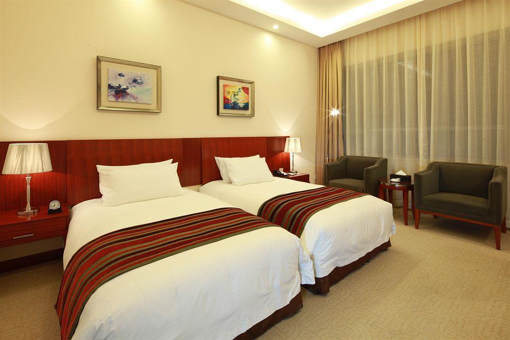 Shanghai Southern Airlines Pearl Hotel Buitenkant foto